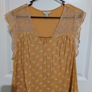 Lucky Brand Gold Ruffled Sleeveless Blouse